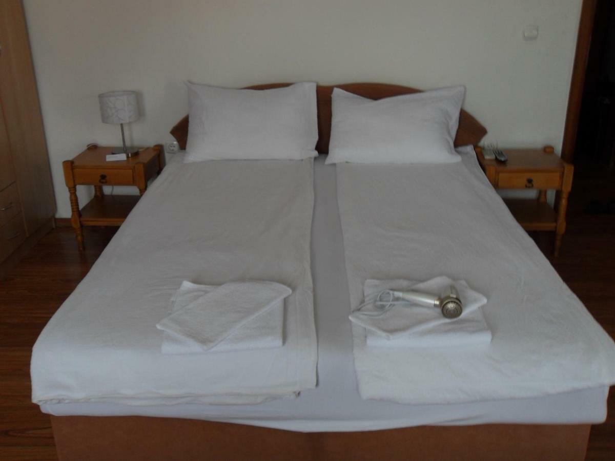 Apartments Ristak Охрид Екстериор снимка