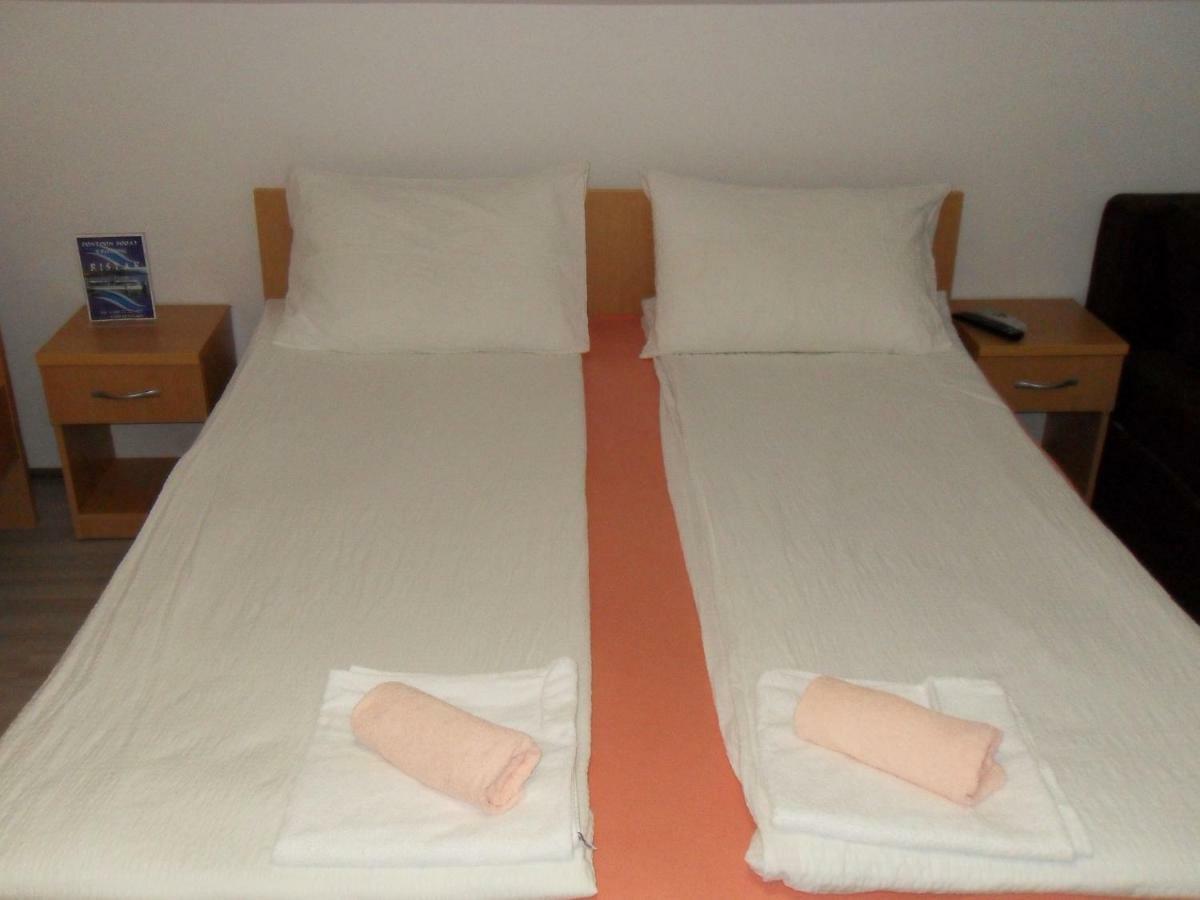 Apartments Ristak Охрид Екстериор снимка