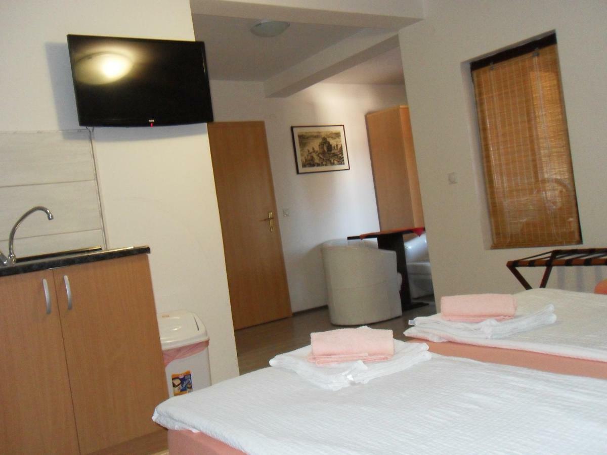 Apartments Ristak Охрид Екстериор снимка