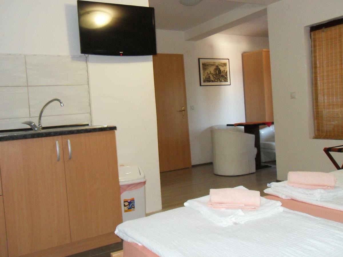 Apartments Ristak Охрид Екстериор снимка